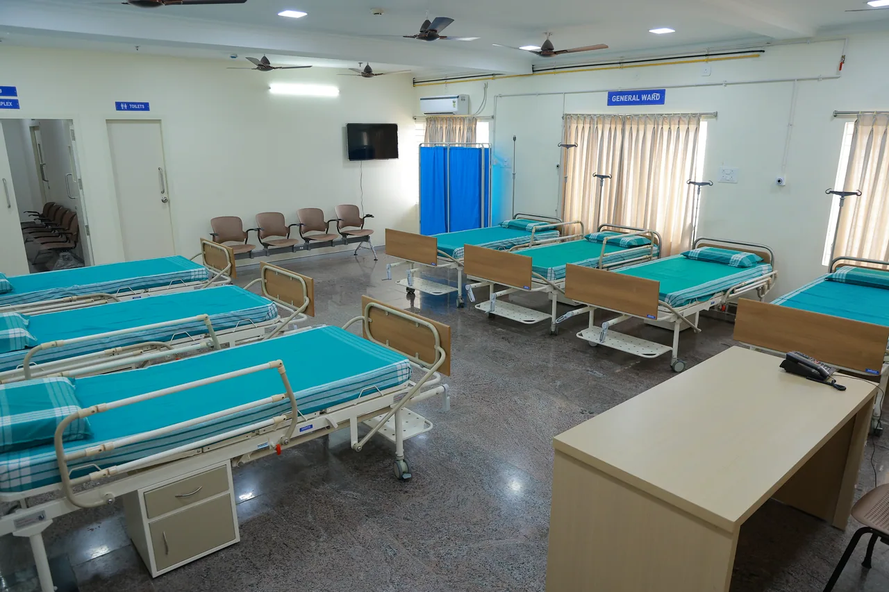 Clean and spacious General Ward patient beds at Tara Hospital